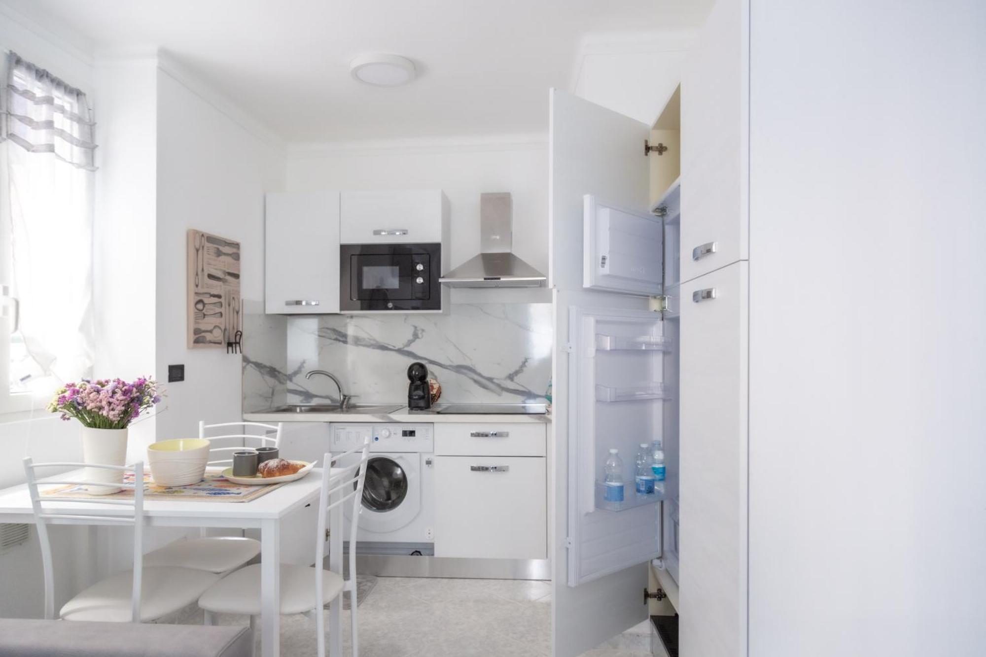 Casa Liri Sanremo -Centrale, Moderna, 5Min Spiaggia, Ariston- Zewnętrze zdjęcie
